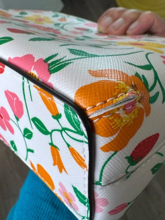 Kate Spade strawberry garden dome crossbody NWOT - Picture 12 of 13